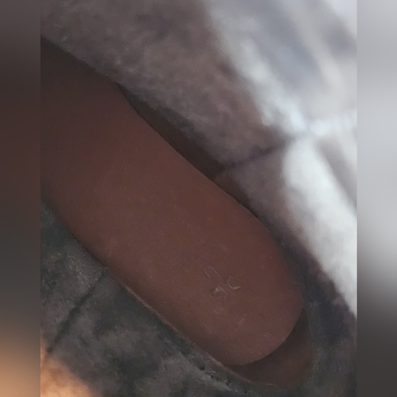 New! || FRYE || Cara booties, leather, flats, size 7.5, distressed, round toe - Picture 9 of 10